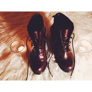 Size 8 Dr. Marten boot heels. Good condition.